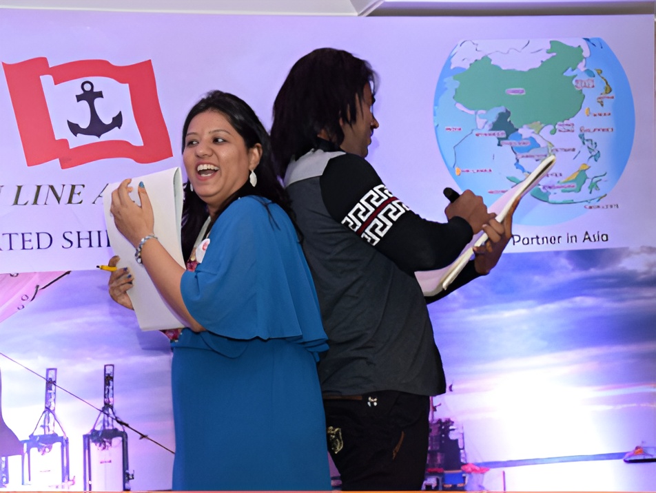  Indias No 1 Mentalist Mind reader Aladin perfomes in Oberoi Hotel Mumbai India